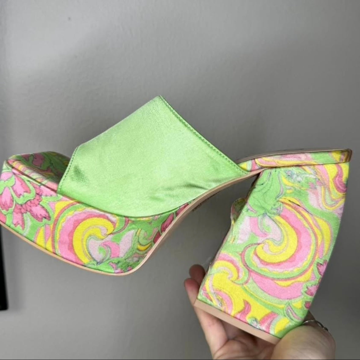groovy green heels