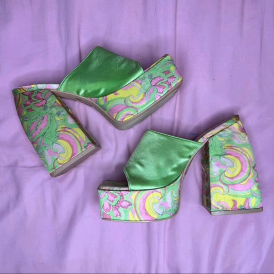 groovy green heels
